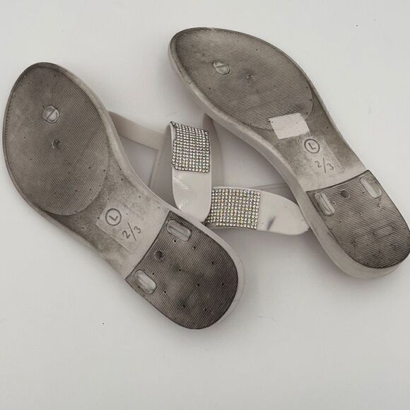 BEBE KIDS Girls slip-on Fashion PCU sandals white | Bling ICED OUT 2/3 - Picture 3 of 5